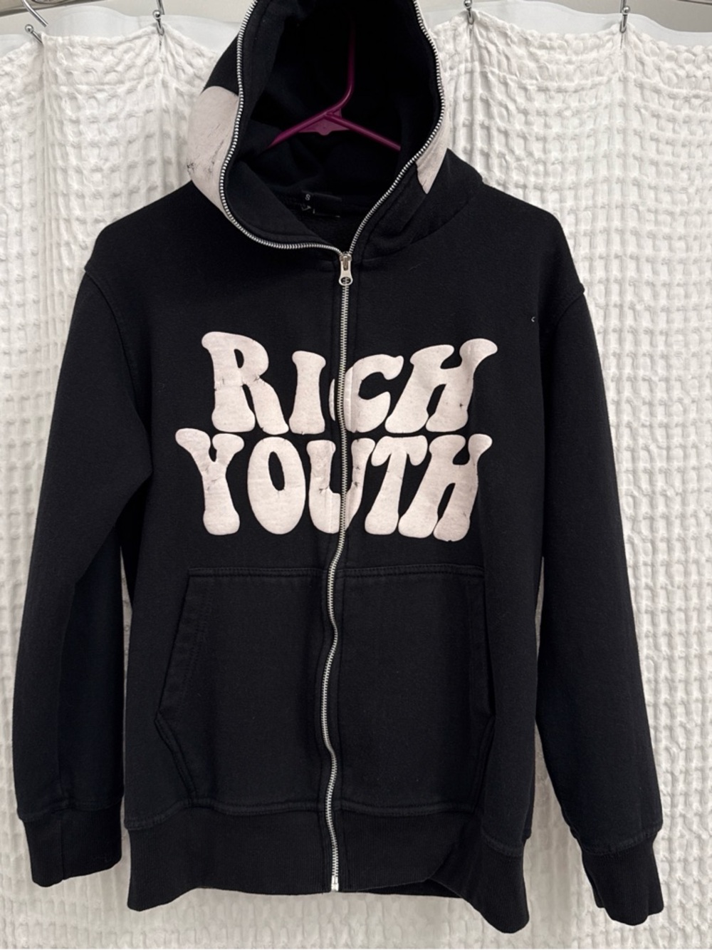 Source Unknown Black Zip-Up Hoodie with White 'RICH YOUTH' Logo